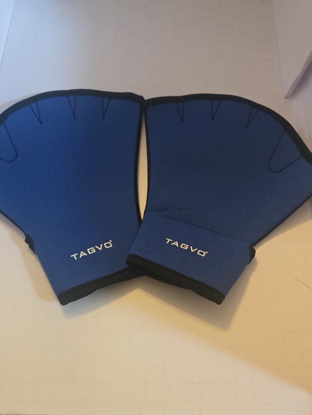 Tagvo Blue Aquatic Resistance Gloves.